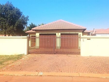 3 Bedroom House in Clarina