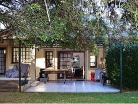 2 Bedroom House in Bryanston