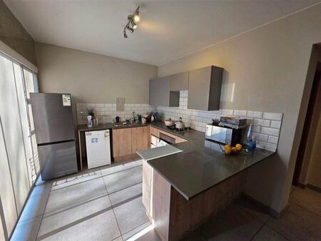 2 Bedroom Townhouse in Bryanston