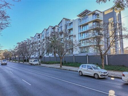 2 Bedroom Apartment in Houghton Estate