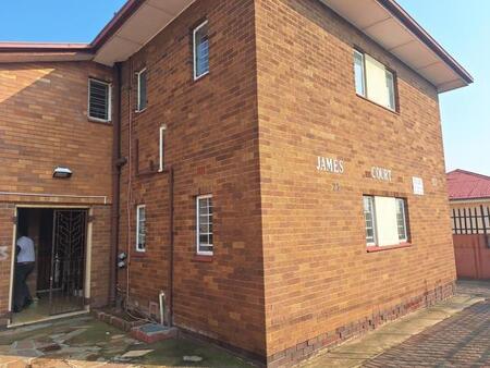 2 Bedroom Apartment in Regents Park