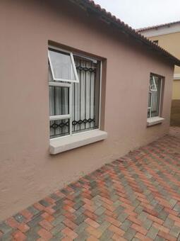 2 Bedroom House in Sharon Park