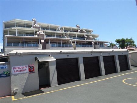 3 Bedroom Apartment in Uvongo