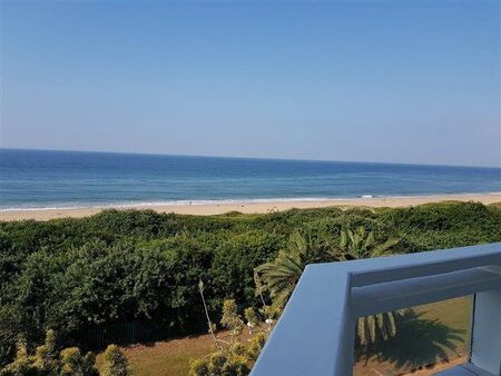 2 Bedroom Apartment in Amanzimtoti