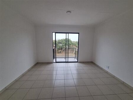 1 Bedroom Apartment in Athlone Park