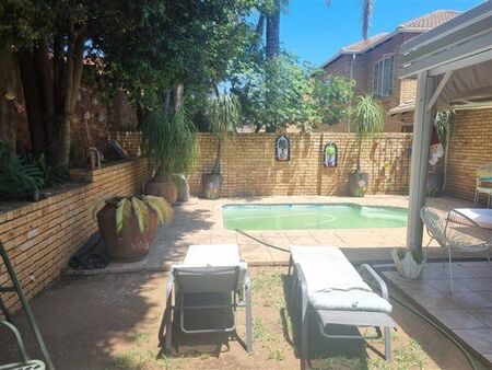 3 Bedroom Townhouse in Strubens Valley
