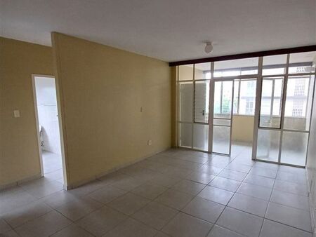 2.5 Bedroom Apartment in Sunnyside