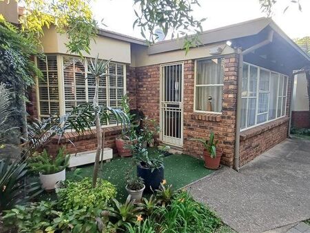 2 Bedroom Townhouse in Hatfield