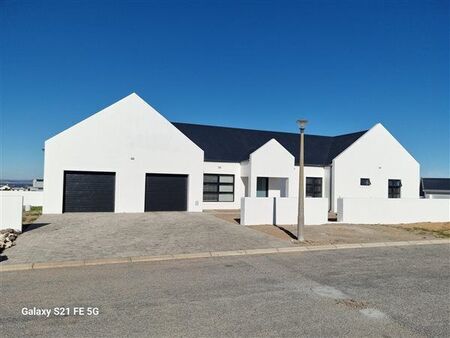 4 Bedroom House in Hoogland
