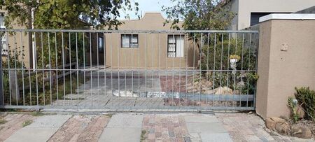 2 Bedroom apartment rented in Colorado Park, Mitchells Plain