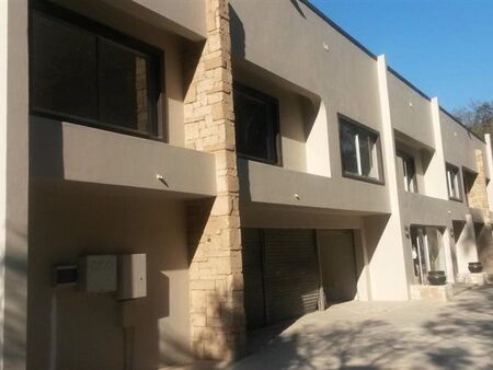 2 Bedroom Apartment in Berea West