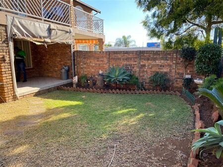 2 Bedroom Townhouse in Garsfontein