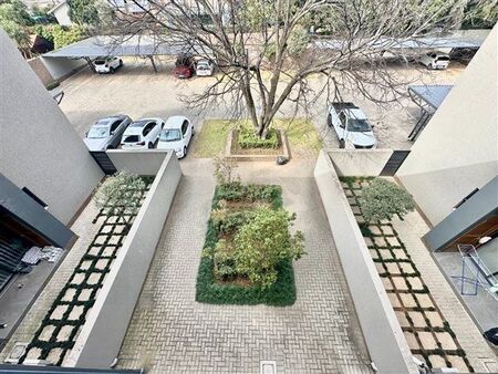 2 Bedroom Apartment in Menlo Park