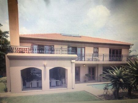4 Bedroom House in Waterkloof Ridge