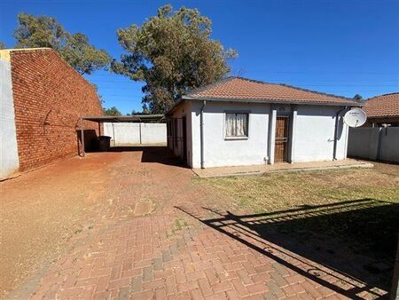 3 Bedroom House in The Orchards