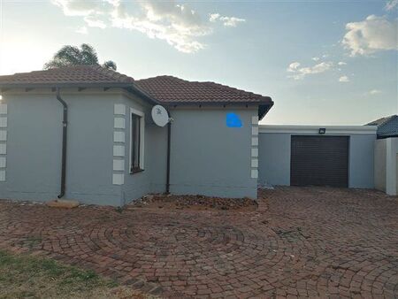 3 Bedroom House in The Orchards