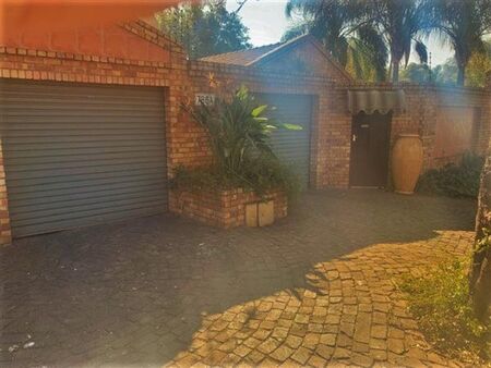 2 Bedroom Apartment in Waverley