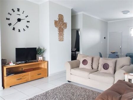 2 Bedroom Townhouse in Bardene