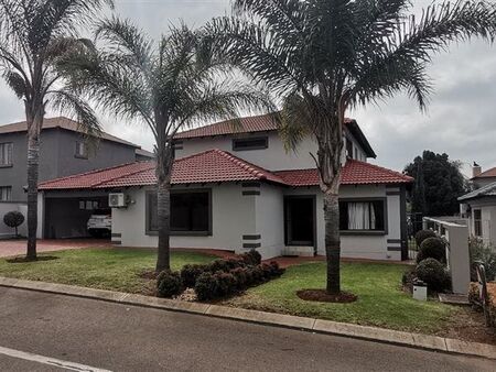 3 Bedroom House in Amberfield