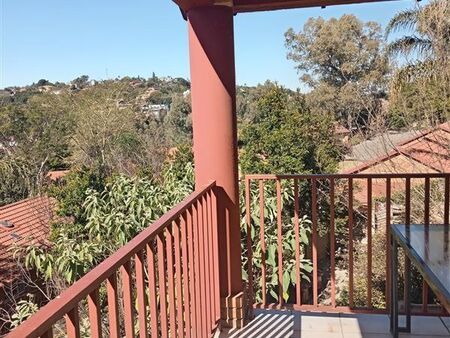 3 Bedroom Townhouse in Waterkloof Park