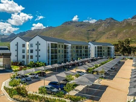 2 Bedroom Apartment in Admirals Park