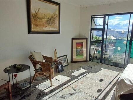 2 Bedroom Apartment in Admirals Park