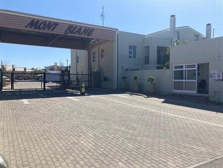 2 Bedroom Apartment in Gordons Bay Central