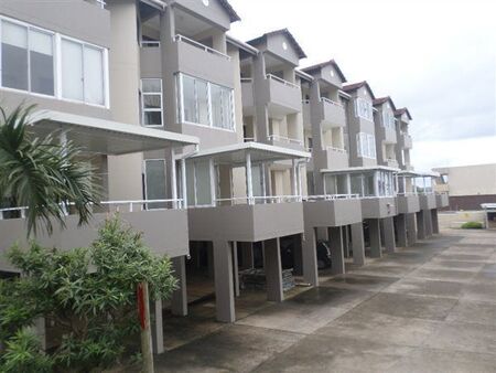 2 Bedroom Apartment in Uvongo