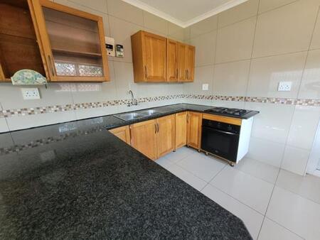 1 Bedroom Apartment in Veld En Vlei
