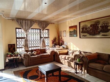3 Bedroom House in Grantham Park