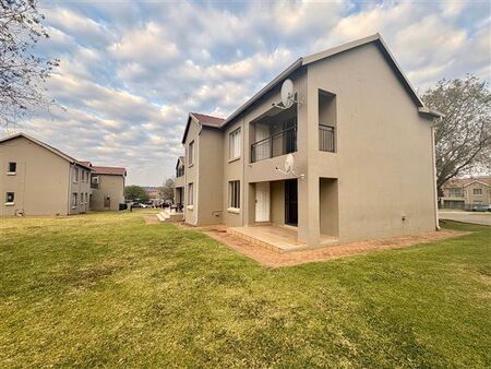 1 Bedroom Apartment in Willowbrook