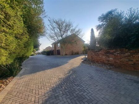 3 Bedroom Townhouse in Radiokop