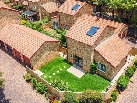 3 Bedroom Apartment in Wilgeheuwel