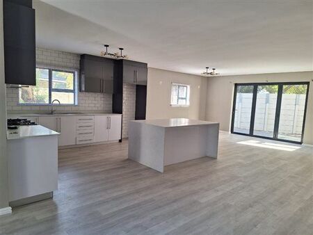 3 Bedroom Townhouse in Tokai