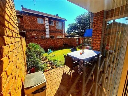 2 Bedroom Apartment in Clarina