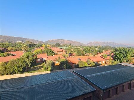 3 Bedroom Apartment in Sinoville