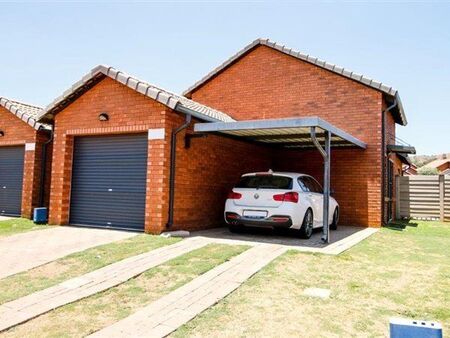 3 Bedroom Townhouse in Chantelle