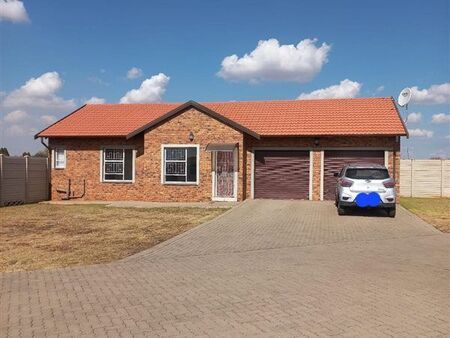 2 Bedroom Townhouse in Kookrus