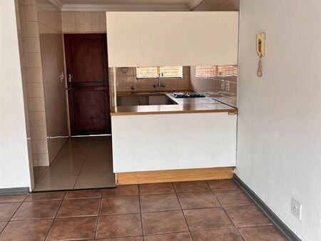 2 Bedroom Townhouse in Dalpark Ext 1
