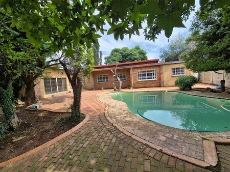 4 Bedroom House in Brenthurst