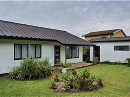 2 Bedroom House in Park Rynie