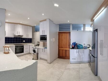1 Bedroom Apartment in Umhlanga Rocks