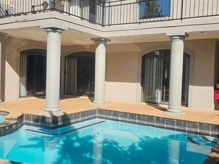 4 Bedroom House in La Lucia