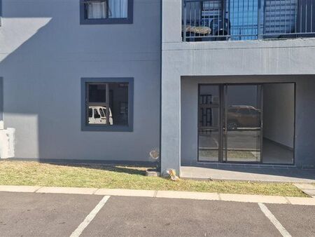 3 Bedroom Apartment in Trenance Manor