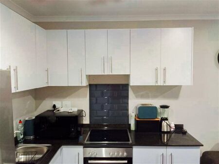 2 Bedroom Apartment in Waterfall