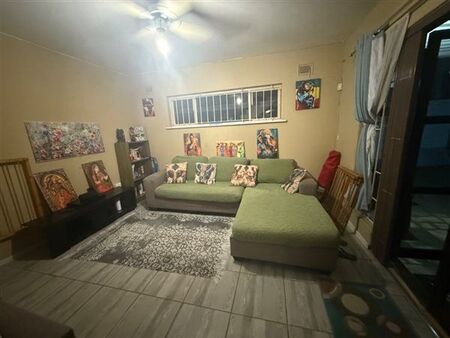 2 Bedroom Townhouse in Morningside