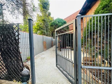 Studio apartment in Silver Lakes Golf Estate