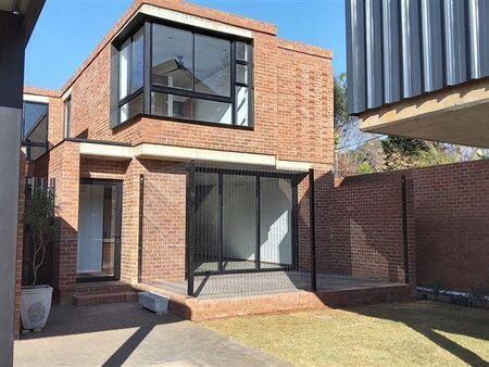 3 Bedroom House in Brooklyn