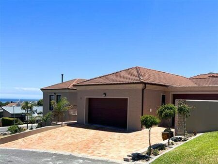 3 Bedroom House in Chanteclair