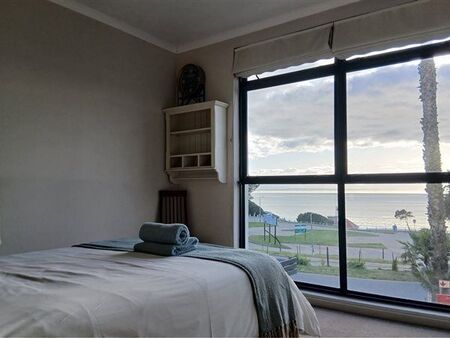 2 Bedroom Apartment in Santos Bay